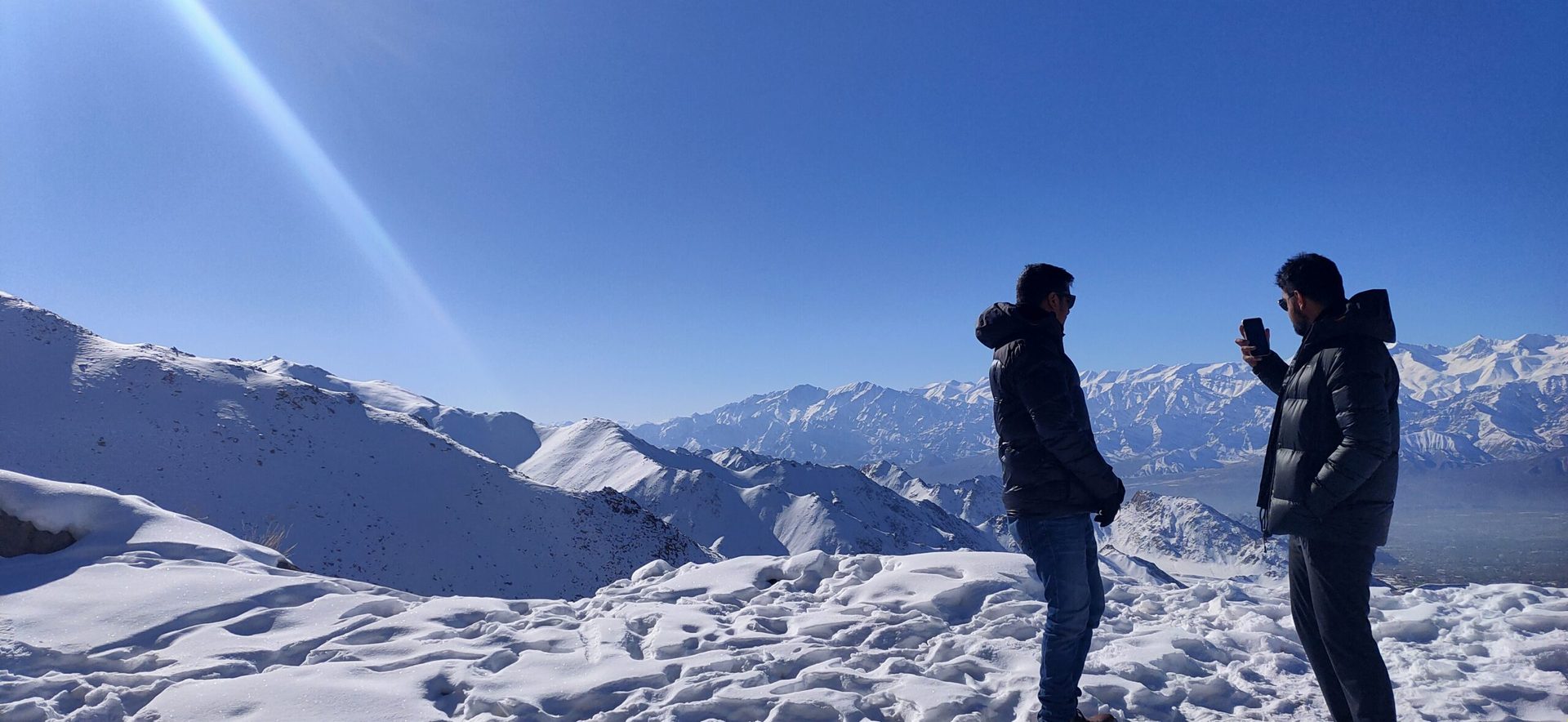 5 Reasons You Should Go on the Chadar Trek in 2023