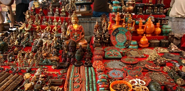 gal_1046930100_Leh market
